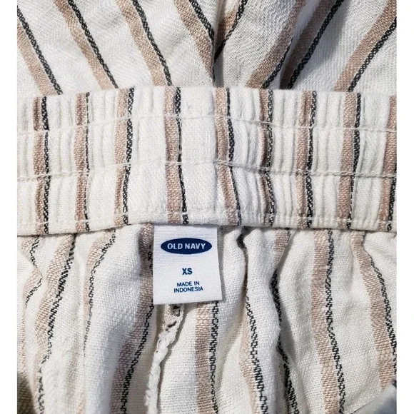 Old Navy Casual Shorts Women's Size XS White Tan Striped Linen Blend Pockets - Picture 5 of 8